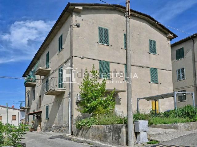 Appartamento in vendita di 105 m² in Via Dell&apos Annunziata