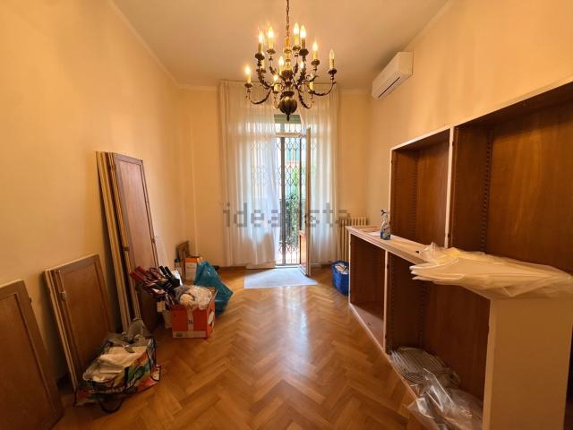 Appartamento in vendita di 105 m² in Via dell&apos Arcolaio