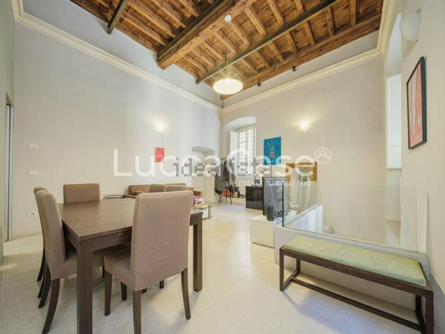 Appartamento in vendita di 105 m² in Via della Rosa, 11