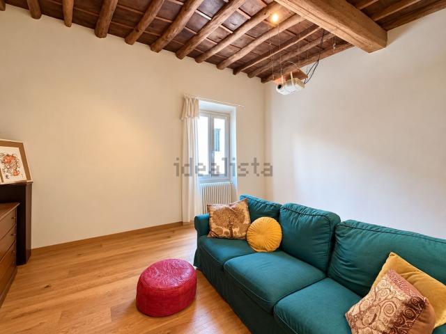 Appartamento in vendita di 105 m² in Via delle Carra, 9