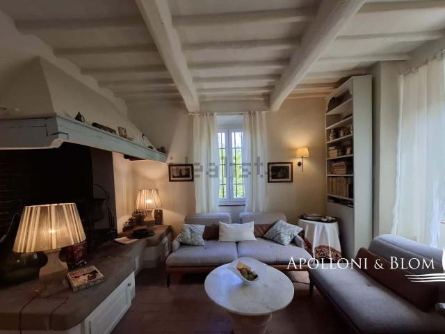 Appartamento in vendita di 105 m² in Via delle Ginestre, 18