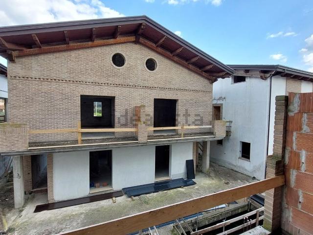 Appartamento in vendita di 105 m² in Via delle Pianacce