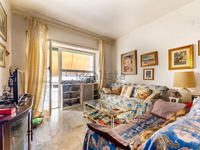 Appartamento in vendita di 95 m² in Via di Vigna Stelluti