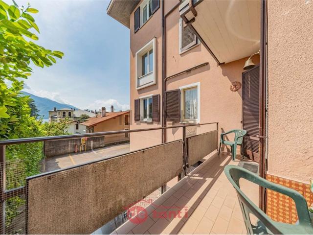Appartamento in vendita di 105 m² in Via Dispersi in Guerra