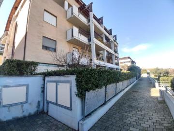 Appartamento in vendita di 105 m² in Via Emanuele di Simone