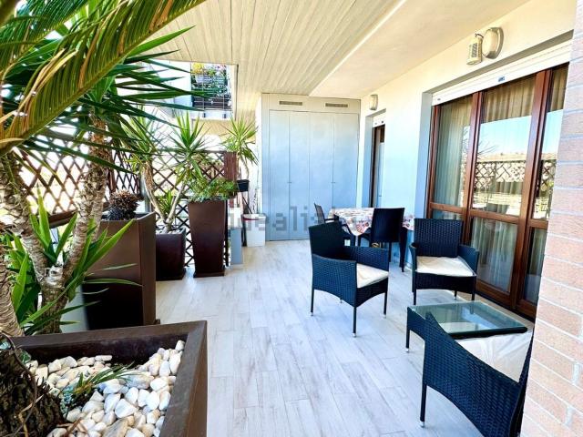 Appartamento in vendita di 105 m² in Via Emanuele di Simone