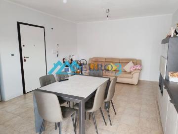 Appartamento in vendita di 105 m² in Via Emidio Luzi