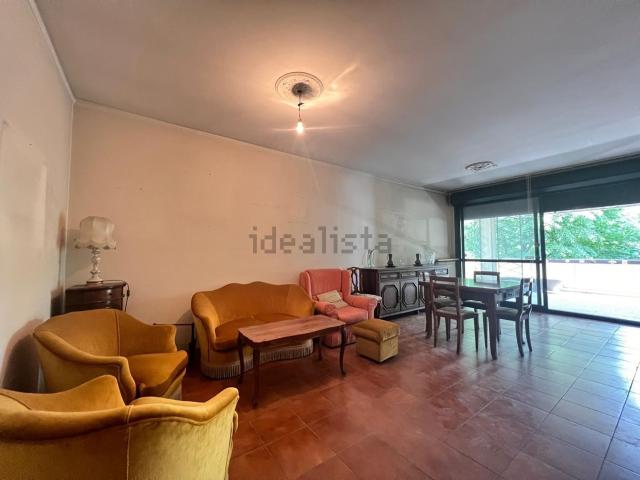 Appartamento in vendita di 105 m² in Via Emilia All&apos Ospizio