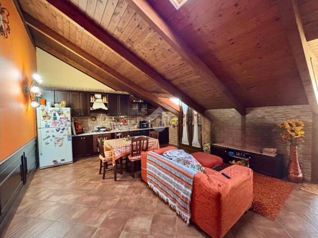 Appartamento in vendita di 105 m² in Via Eduardo Scarpetta, 23