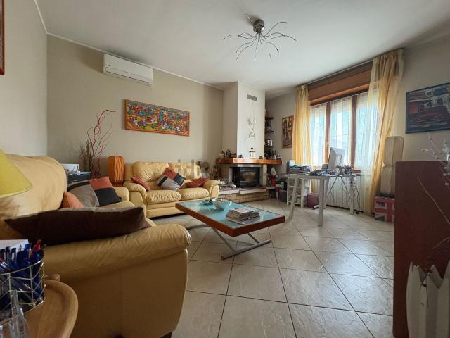Appartamento in vendita di 105 m² in Via Federico Albera