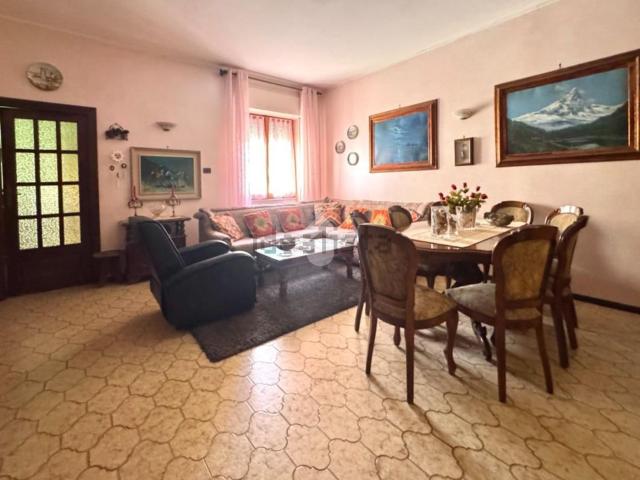 Appartamento in vendita di 105 m² in Via Orsera, 8