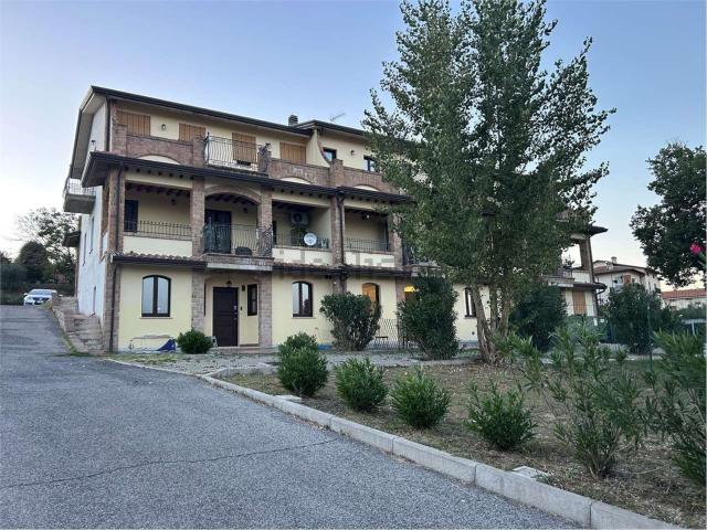 Appartamento in vendita di 105 m² in Via La Piaggia, 10