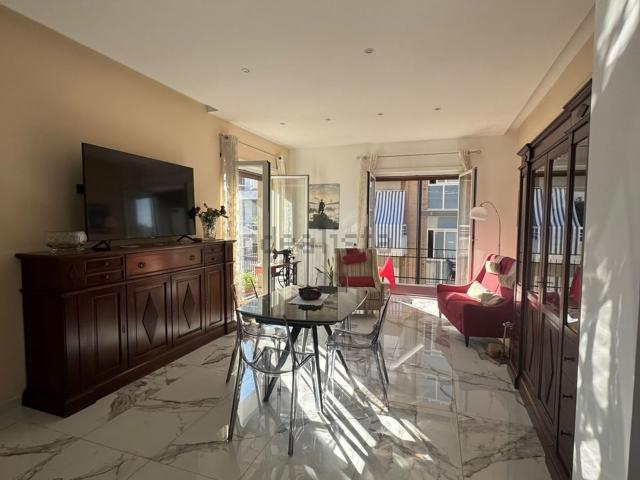 Appartamento in vendita di 105 m² in Via Lipari, 1