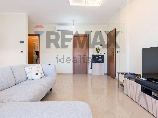 Appartamento in vendita di 105 m² in Via Luigi Cibrario, 57