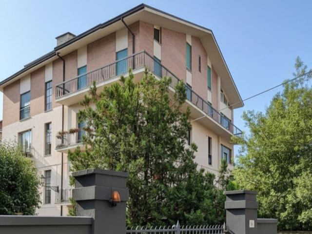 Appartamento in vendita di 105 m² in Via Luigi Brigiotti, 24