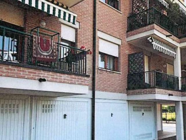 Appartamento in vendita di 105 m² in Via Luigi Marsili