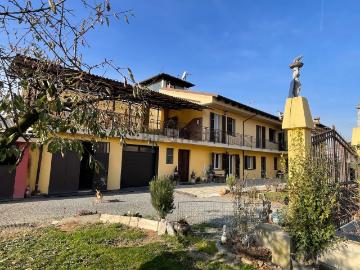 Appartamento in vendita di 105 m² in Via Motta