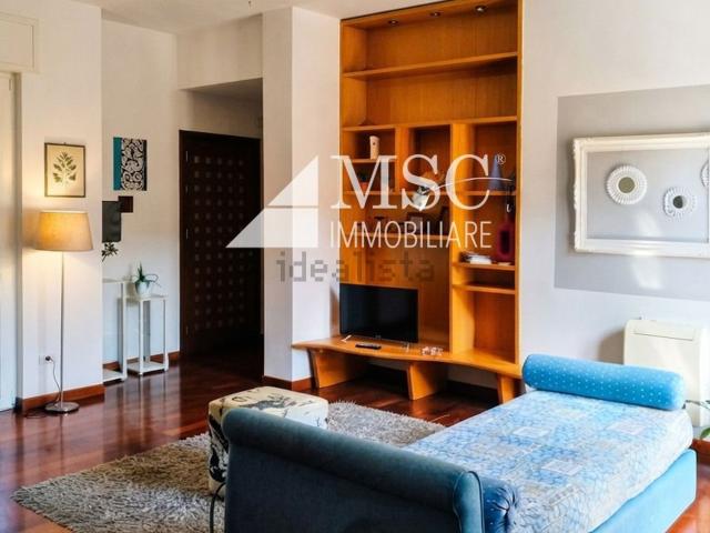 Appartamento in vendita di 105 m² in Via Monsignore Evola, 25