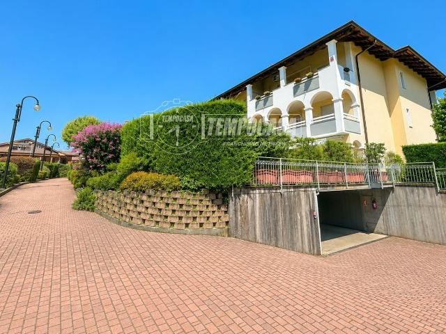 Appartamento in vendita di 105 m² in Via Monte Grappa
