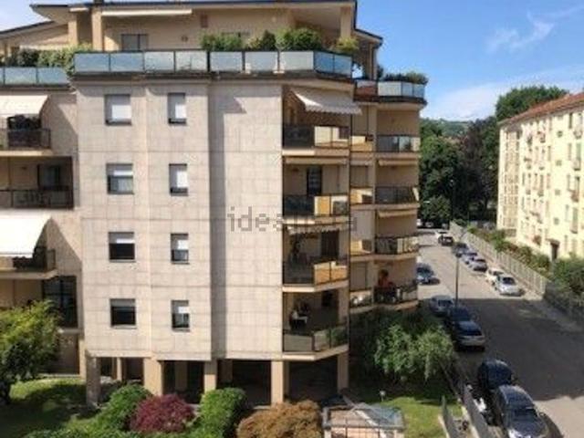 Appartamento in vendita di 105 m² in Via Montegrappa