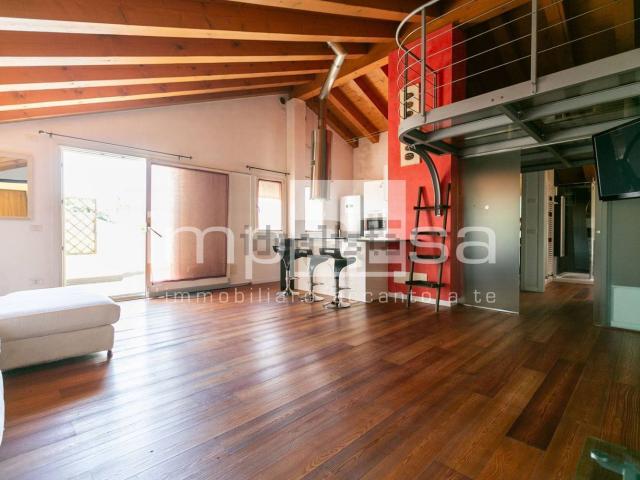 Appartamento in vendita di 105 m² in Via Madre Teresa di Calcutta