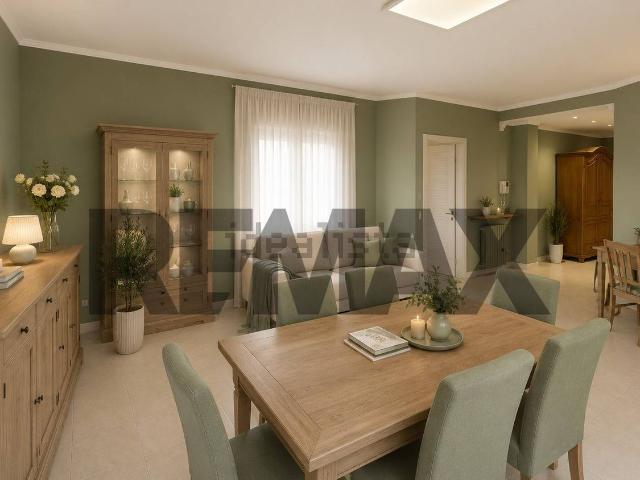 Appartamento in vendita di 105 m² in Via Magenta, 9