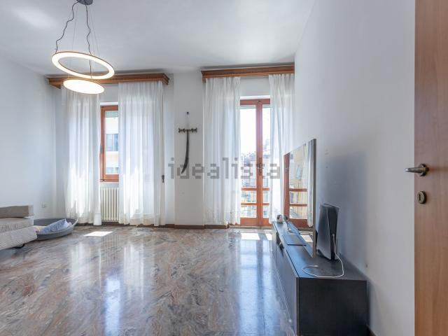 Appartamento in vendita di 105 m² in Via Manzoni