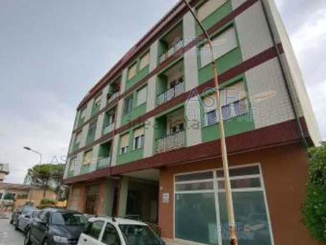 Appartamento in vendita di 105 m² in Via Martiri della Libertà, 36