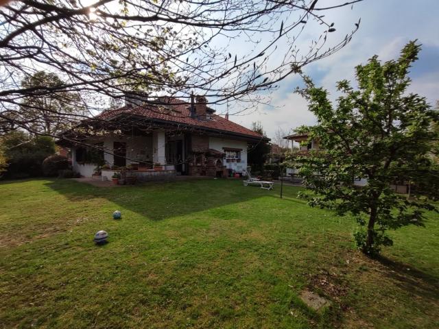 Appartamento in vendita di 105 m² in Via Michelangelo Buonarroti