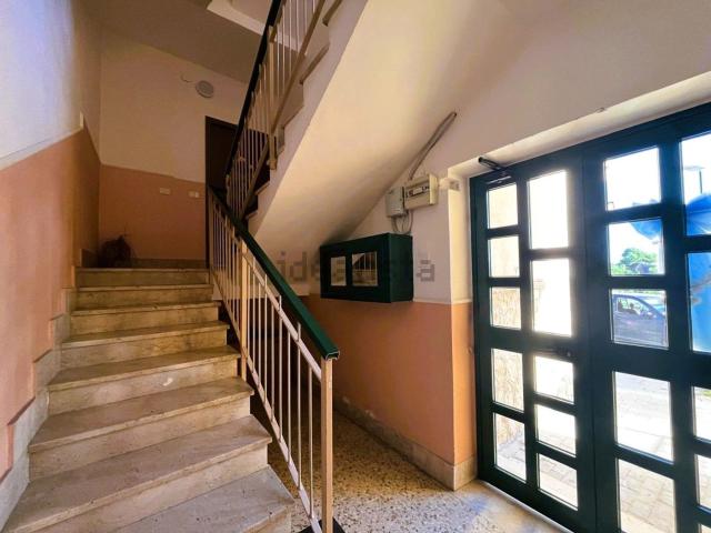Appartamento in vendita di 105 m² in Via Michele Amari, 17