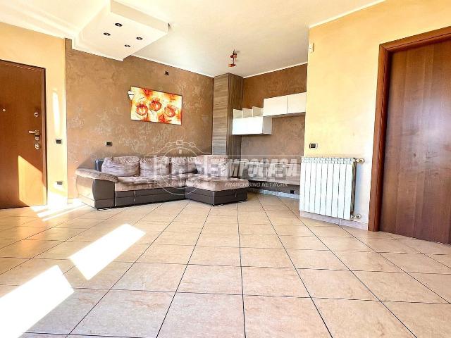 Appartamento in vendita di 105 m² in Via Novara, 20