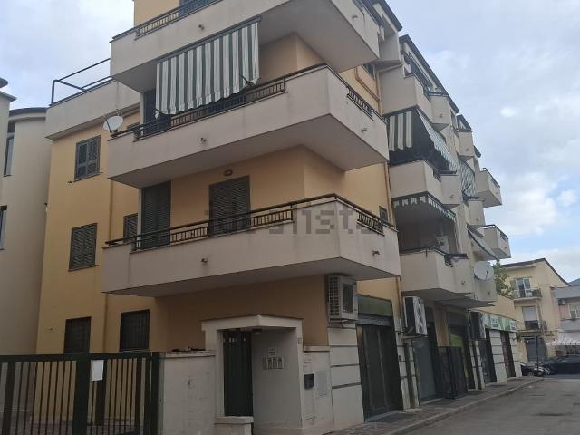 Appartamento in vendita di 105 m² in Via Nazionale Appia