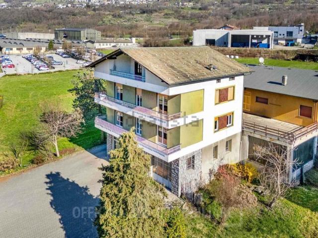 Appartamento in vendita di 105 m² in Via Nazionale Est, 1211