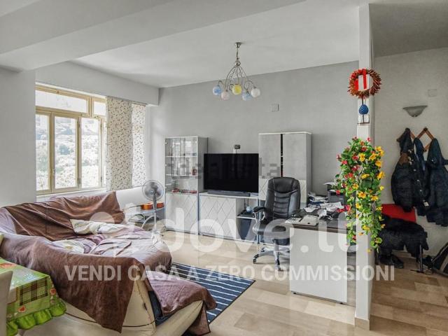 Appartamento in vendita di 105 m² in Via Nazionale, 89