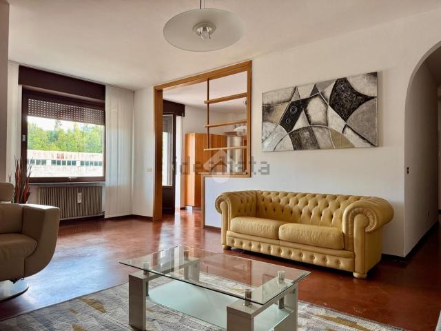 Appartamento in vendita di 105 m² in Via Nazionale, 8