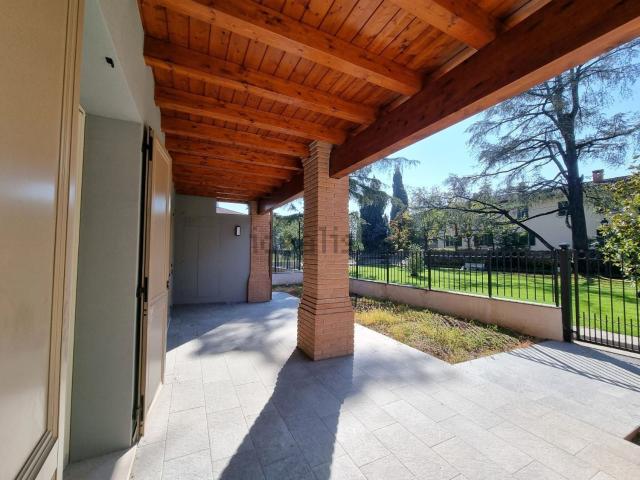 Appartamento in vendita di 105 m² in Via San Germano, 1