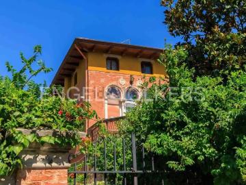 Appartamento in vendita di 105 m² in Via San Giovanni D&apos Acri