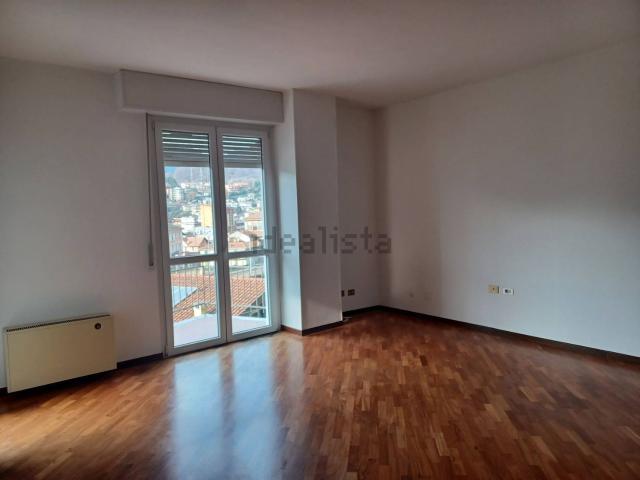 Appartamento in vendita di 105 m² in Via San Rocco, 6