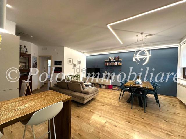 Appartamento in vendita di 105 m² in Via Sandro Pertini, 12