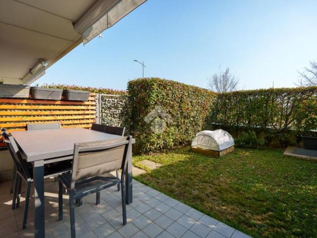 Appartamento in vendita di 105 m² in Via Santa Maddalena Di Canossa, 9
