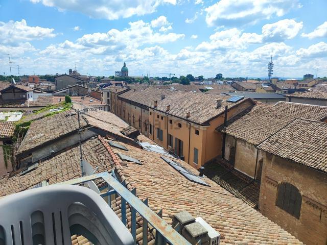 Appartamento in vendita di 105 m² in Via Sessi, 4
