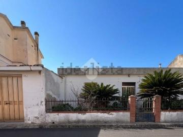 Appartamento in vendita di 105 m² in Via Sicilia, 26