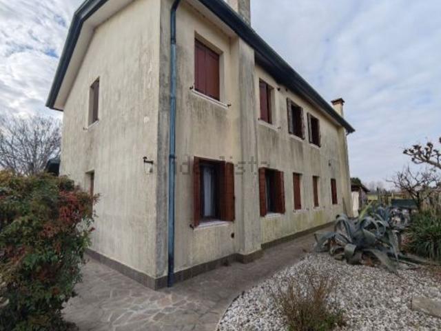 Appartamento in vendita di 105 m² in Via Pallada, 50