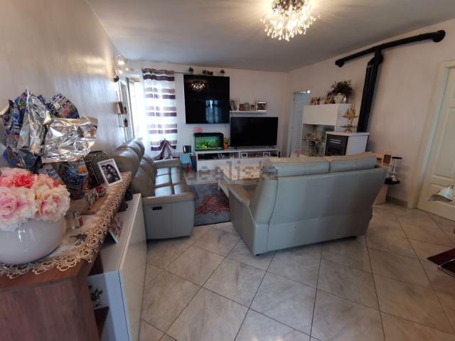 Appartamento in vendita di 105 m² in Via Palmiro Togliatti