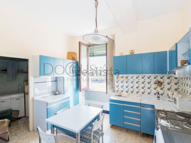Appartamento in vendita di 105 m² in Via Paolo de Granita