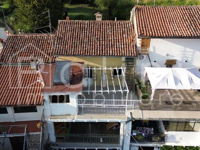 Appartamento in vendita di 105 m² in Via Pedenaga, 7