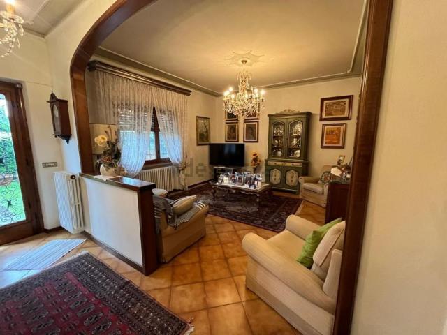 Appartamento in vendita di 105 m² in Via per Corte Bimbo, 161