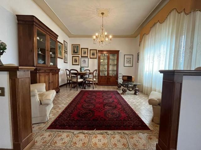 Appartamento in vendita di 105 m² in Via per Corte Bimbo