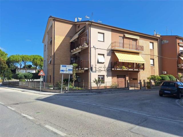 Appartamento in vendita di 105 m² in Via Pesaro, 3