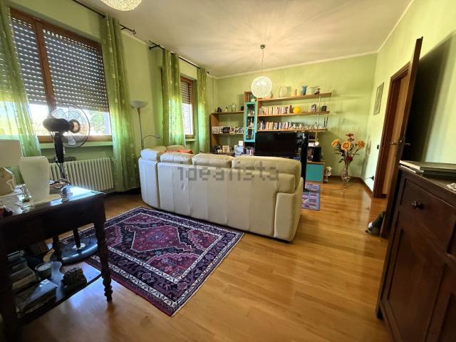 Appartamento in vendita di 105 m² in Via Pratese